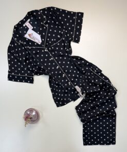 Pyjama boutonnée haut demi manche satin -H- " Noir petit pois "