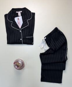 Alternative view of Pyjama boutonnée en satin -H- " Noir "