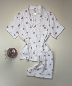 Alternative view of Pyjama short boutonné " Coeur bois de rose "