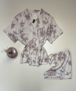 Alternative view of Pyjama short boutonné en satin -Tress- " Beige "