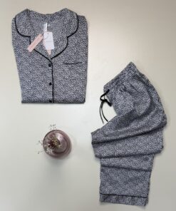 Alternative view of Pyjama Boutonné en satin -Tress- " Noir"