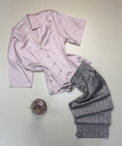 Pyjama boutonné en satin haut demi manche " Rose " - TRESS -