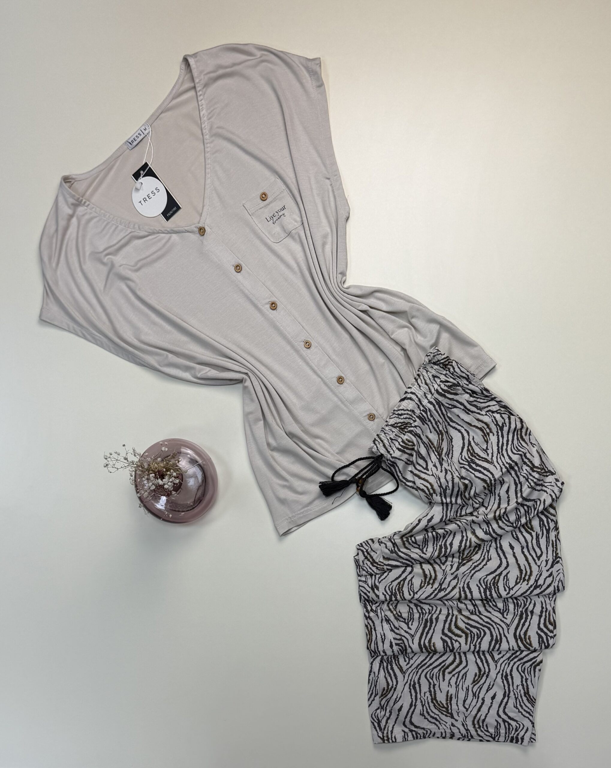 Pyjama demi manche boutonné -Tress- " Beige "