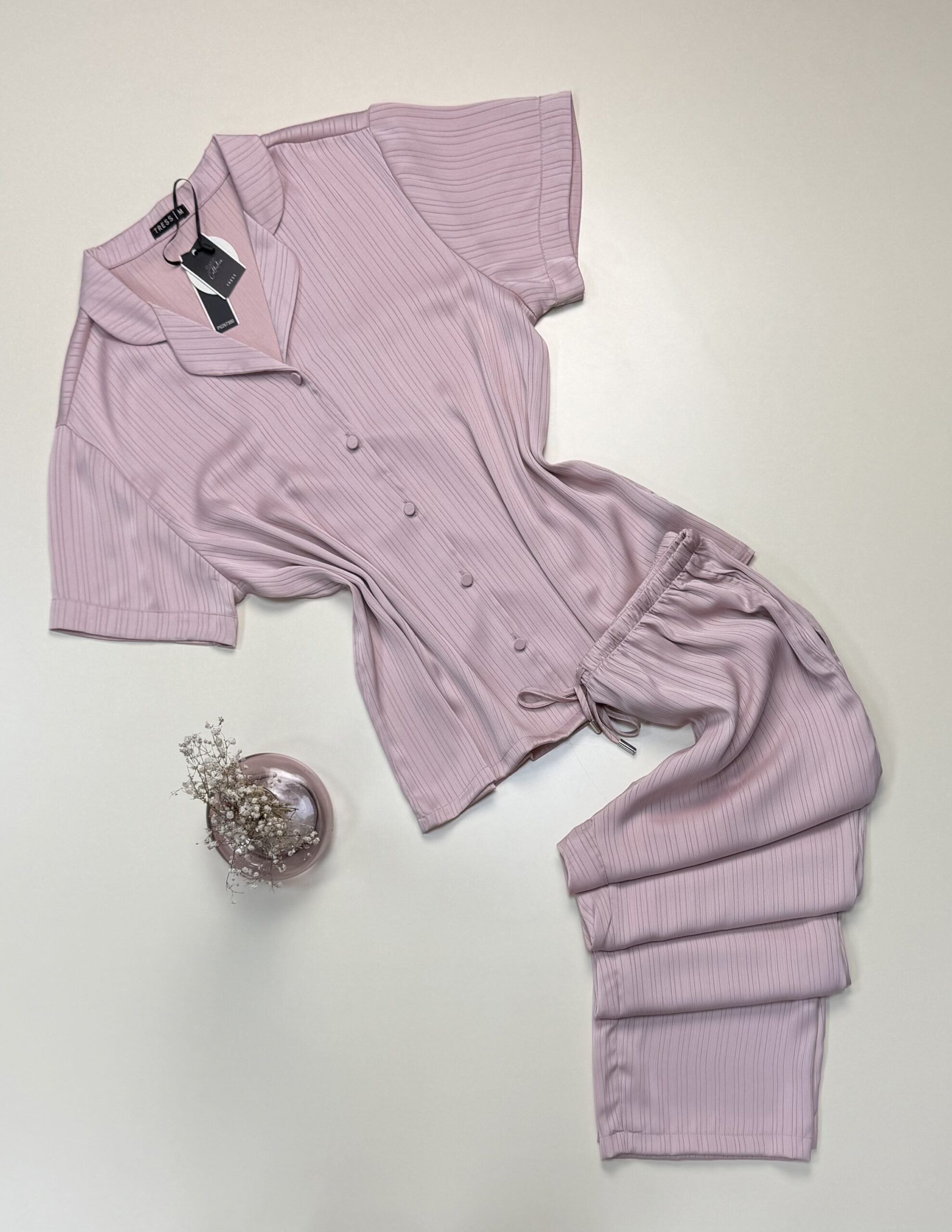 Pyjama boutonné en satin haut demi manche "Rose" -TRESS-