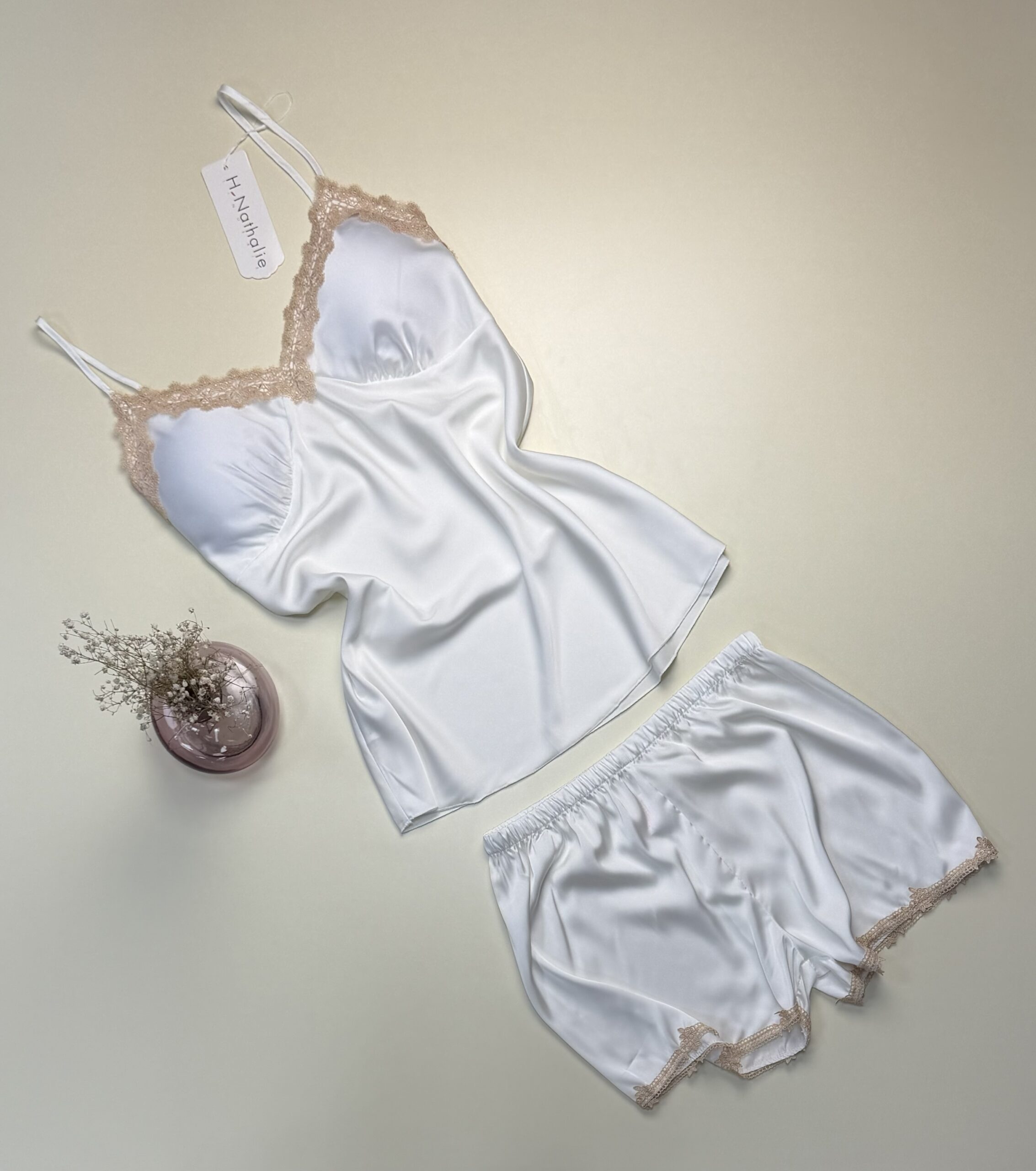 Short-bustier en satin " Blanc " – Image 2