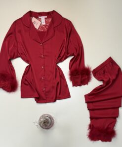 Alternative view of Pyjama manche longue boutonné en satin " Rouge "