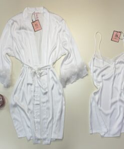 Alternative view of Ensemble nuisette peignoir en satin " Blanche "