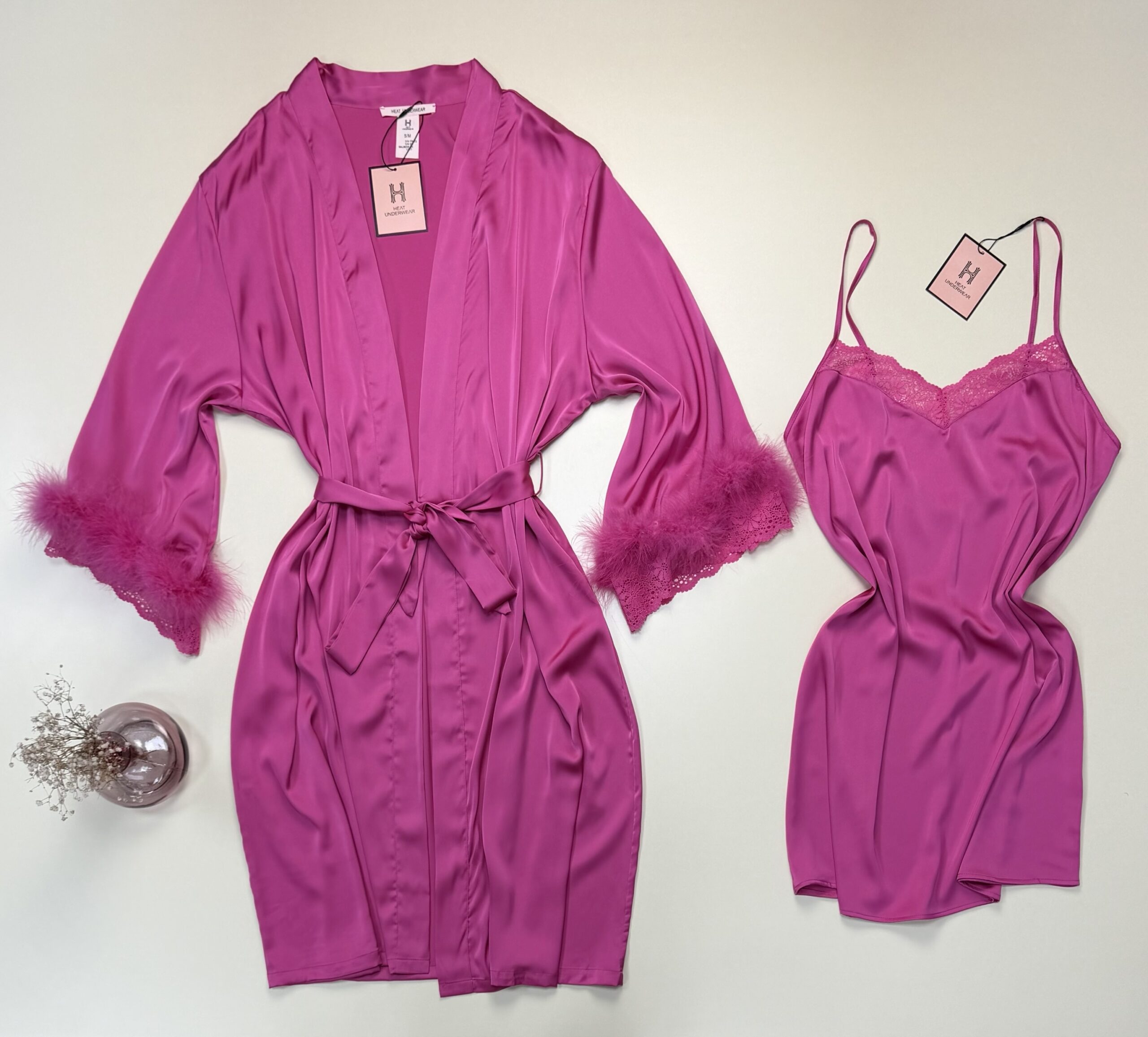Ensemble nuisette peignoir en satin " Fushia " – Image 2