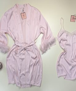 Alternative view of Ensemble nuisette peignoir en satin " Rose "