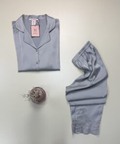 Alternative view of Pyjama boutonné manche longue en satin - H -  " Gris "