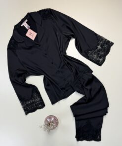 Pyjama boutonné manche longue en satin " Noir "