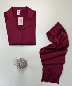 Alternative view of Pyjama boutonné manche longue en satin - H - " Bordeaux "