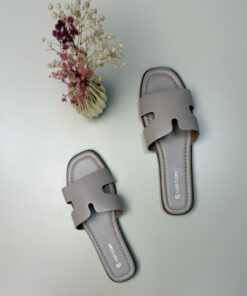 Alternative view of Mule " Beige "