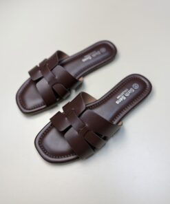 Alternative view of Mule " BROWN "