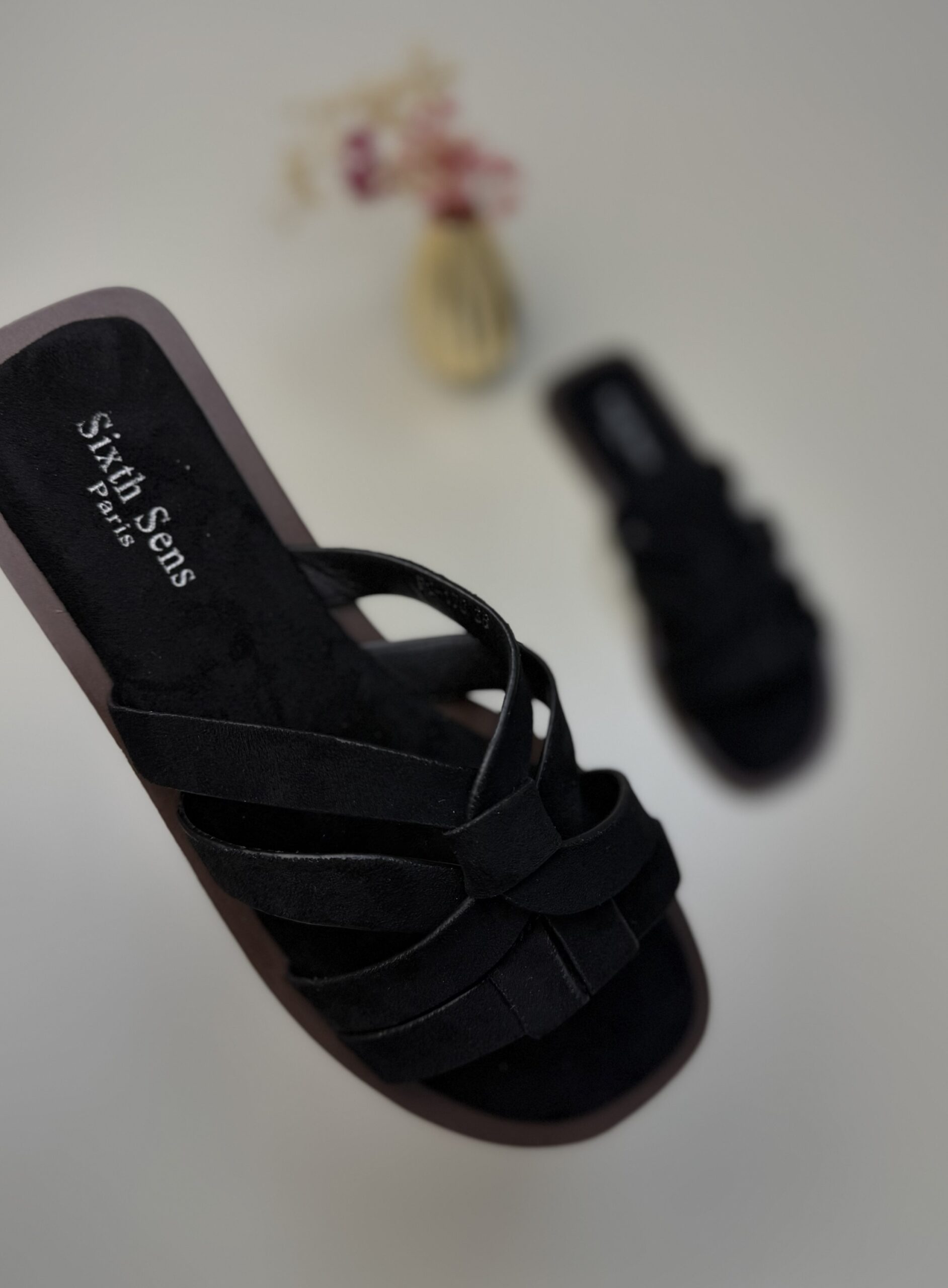 Mule " Black " – Image 2