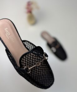 Alternative view of Mule " Black "