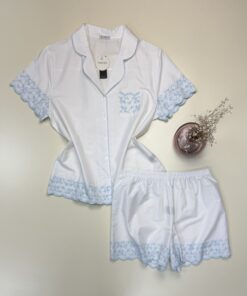 Pyjama short haut demi manche boutonné 100% Coton " Blanc " avec broderie