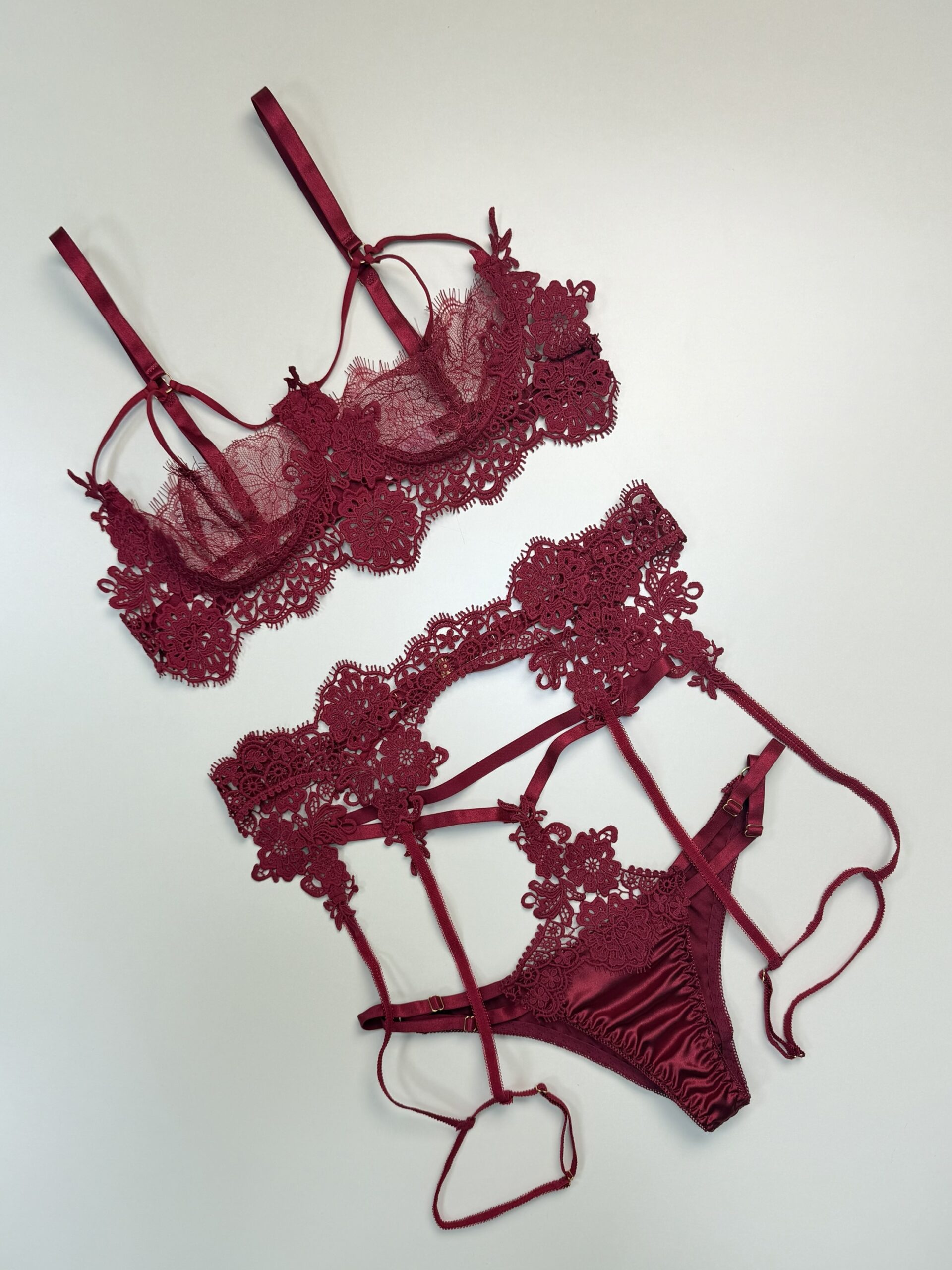 Body - H - – Image 2