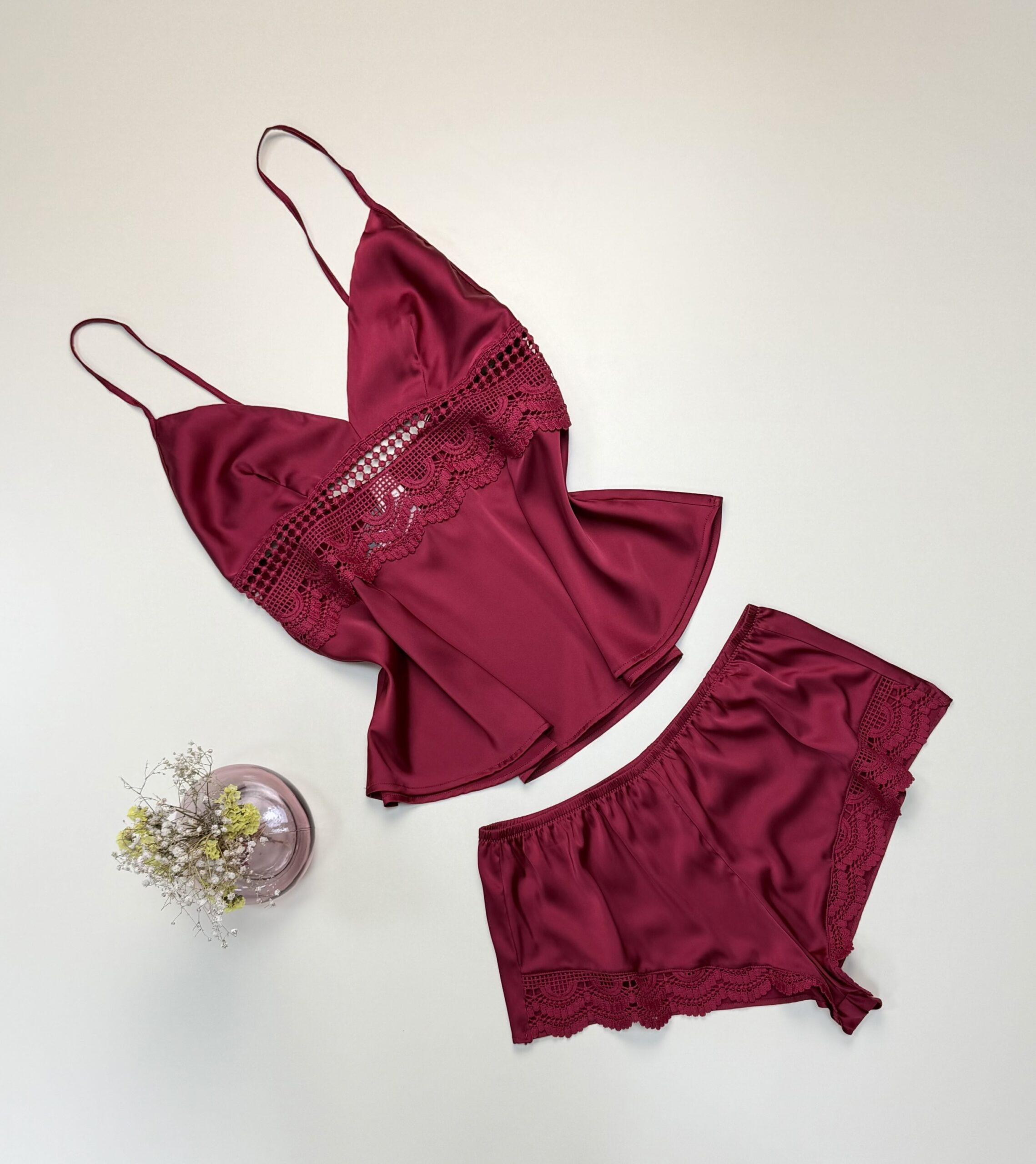 Short bustier en satin "Bordeaux" -H- – Image 2
