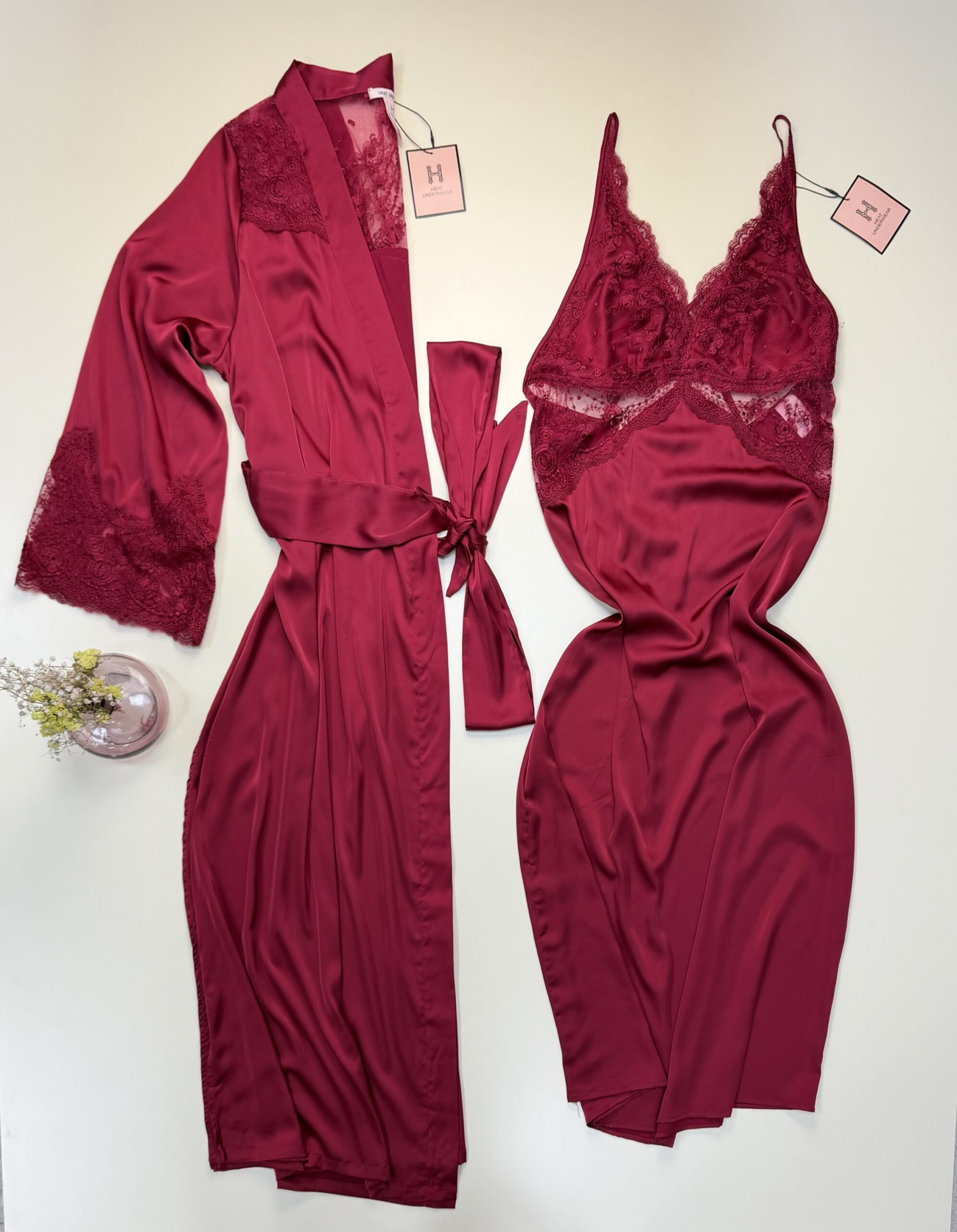 Ensemble nuisette peignoir long en satin - H - " Bordeaux "
