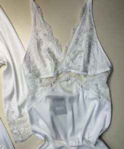 Alternative view of Ensemble nuisette peignoir long en satin - H - " Blanc "