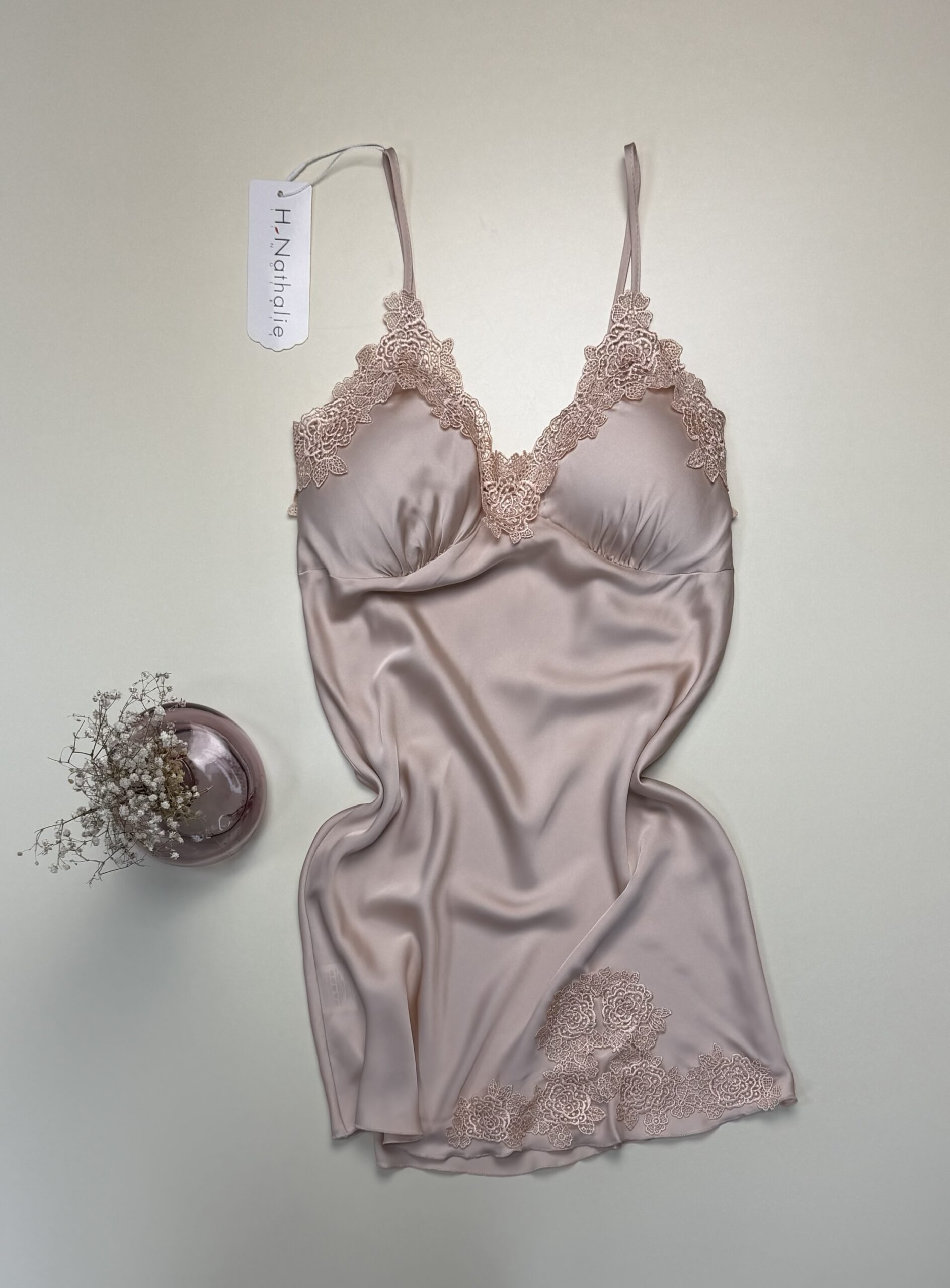 Nuisette en satin " Beige " – Image 3