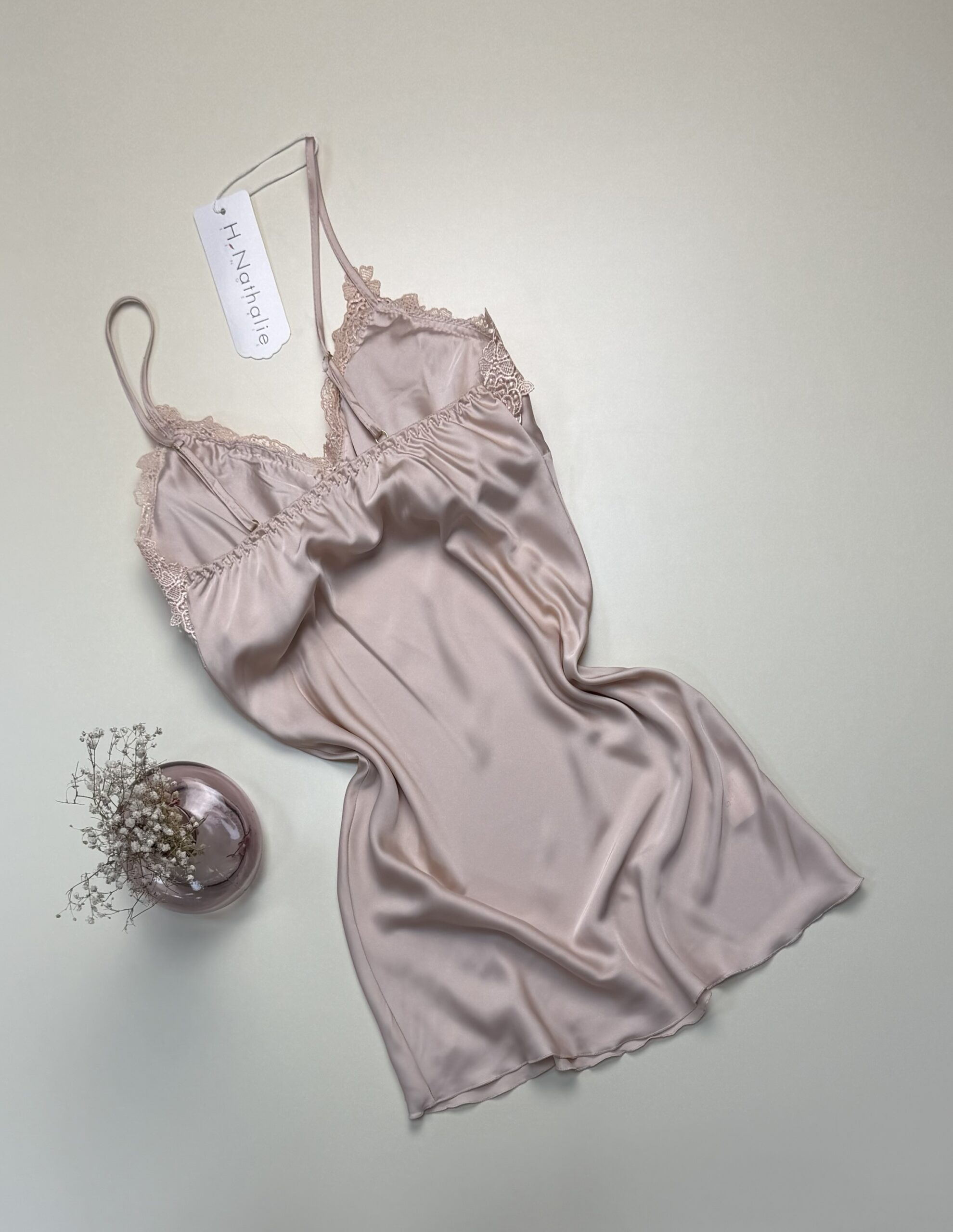 Nuisette en satin " Beige " – Image 2