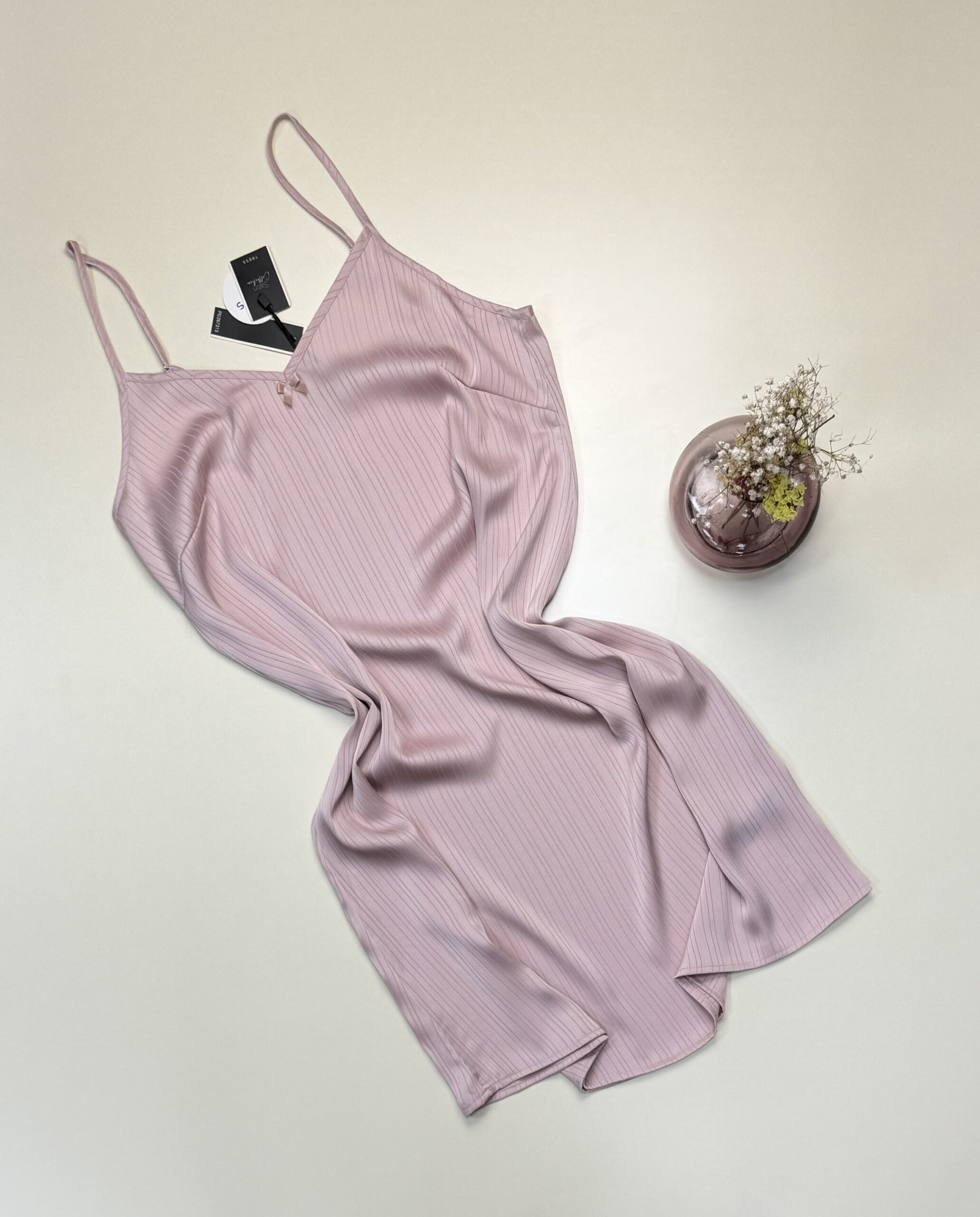 Nuisette en satin "Rose" -TRESS-