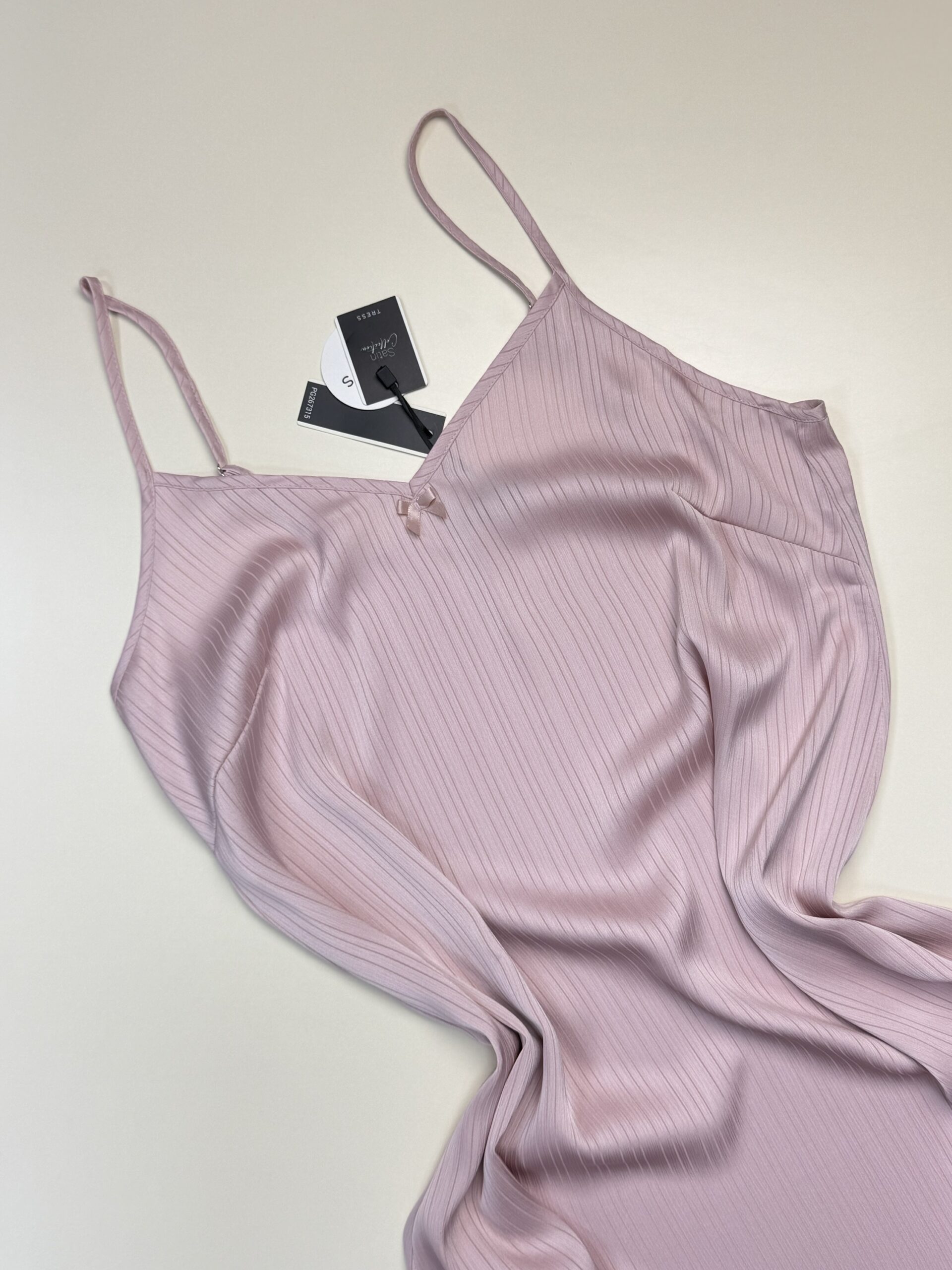 Nuisette en satin "Rose" -TRESS- – Image 3