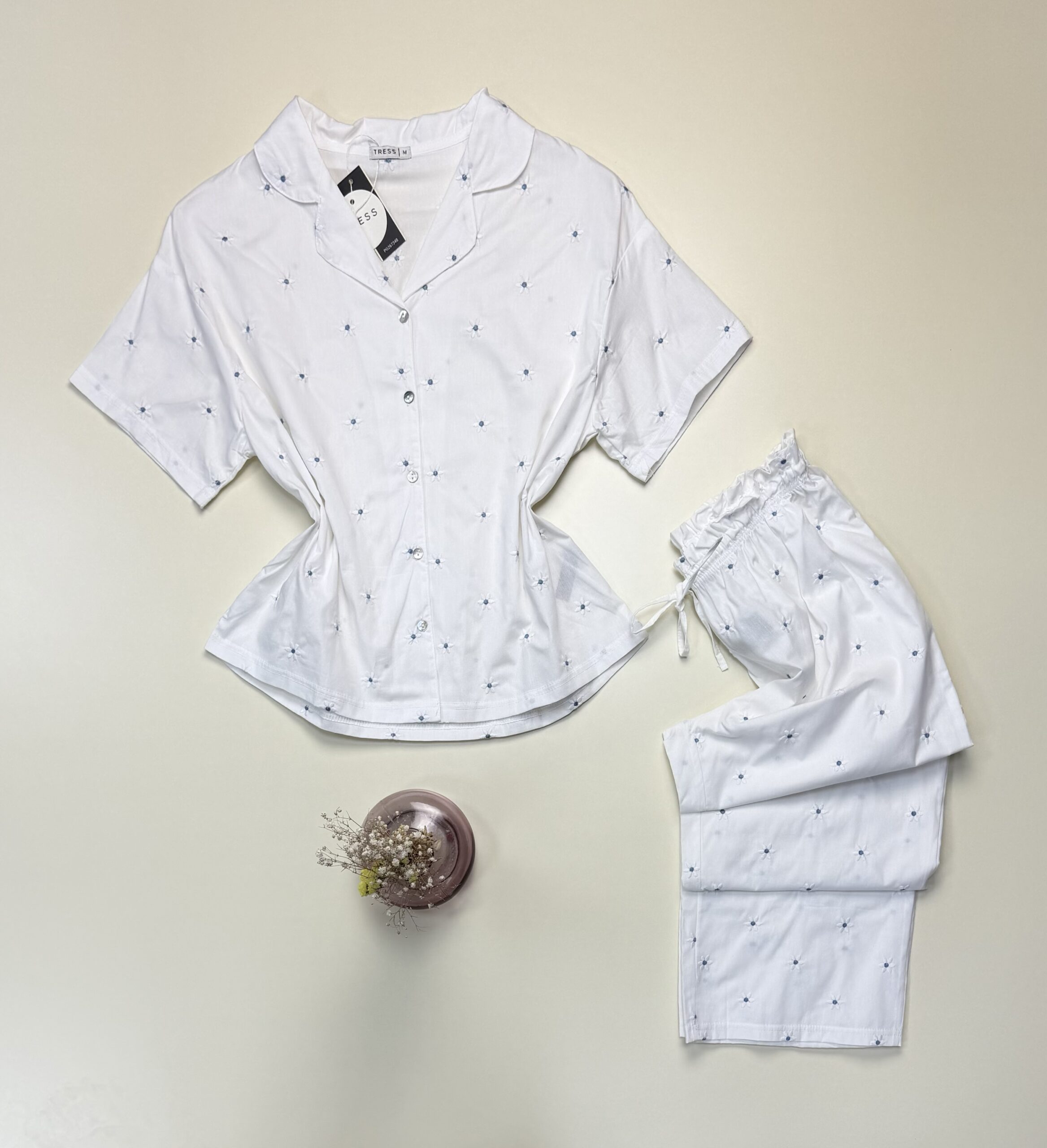Pyjama pantalon haut demi manche boutonné 100 % coton" Blanc " – Image 3
