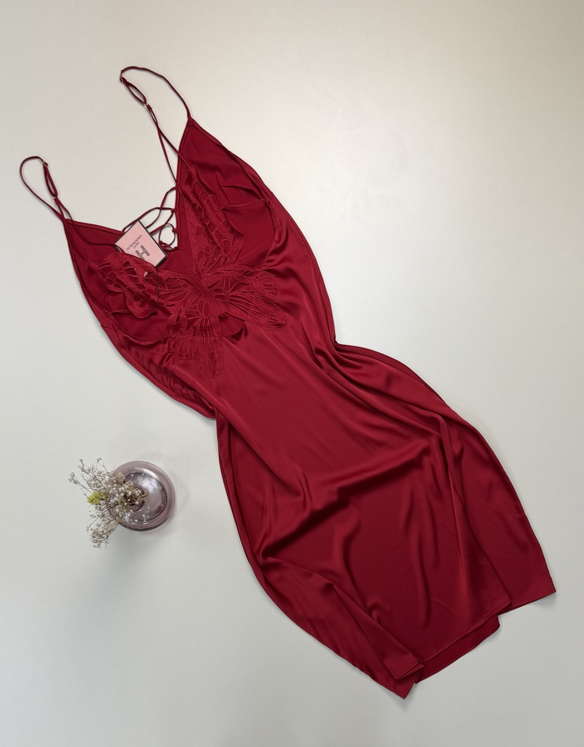 Nuisette longue en satin H " Bordeaux " – Image 2