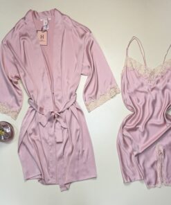 Alternative view of Ensemble nuisette peignoir en satin "Rose" -H-