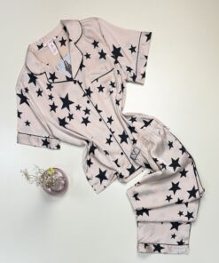 Pyjama boutonné en satin demi manche "Beige" -H-