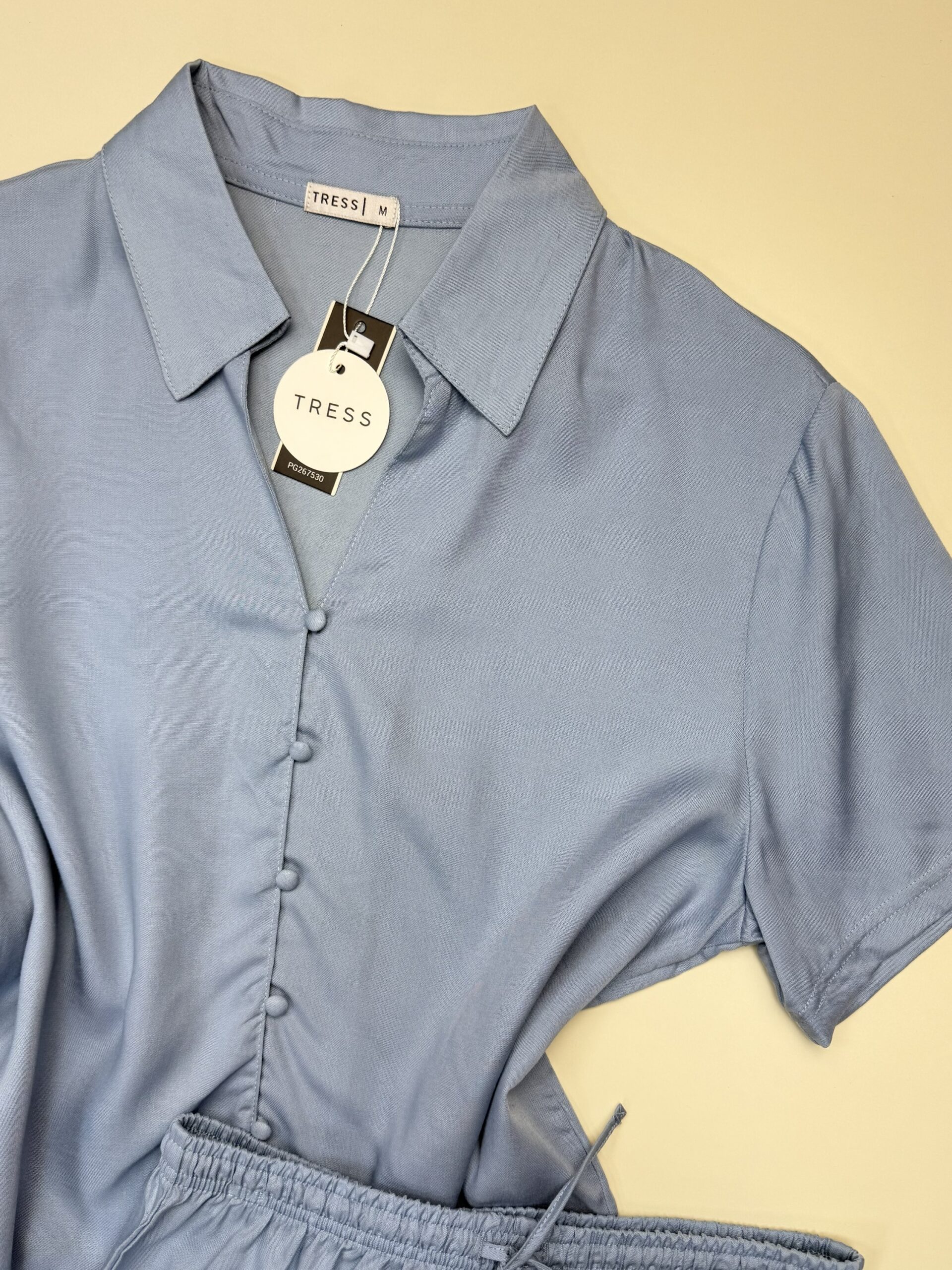 Pyjama short haut demi manche boutonné en lin Tress " Bleu " – Image 3