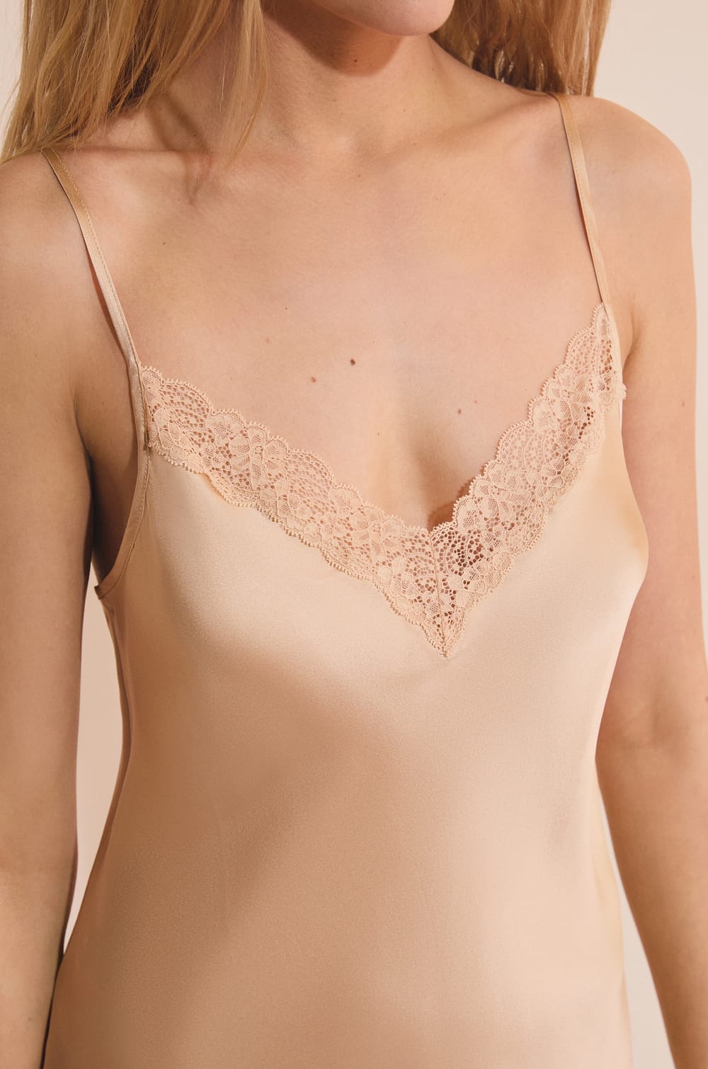 Nuisette ETAM Milky en soie " Champagne " – Image 4