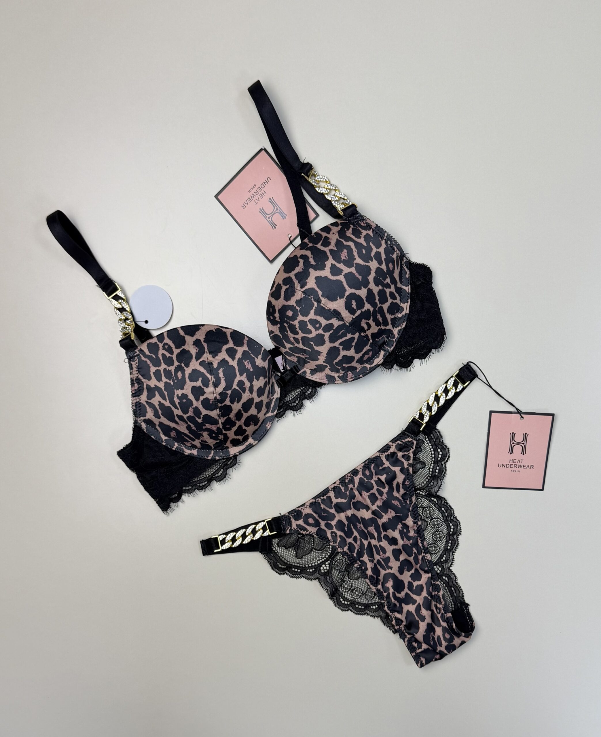 Ensemble 2 pcs - H - double éponge " Léopard "