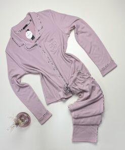 Pyjama boutonné haut manche longue " Motifs léopard rose "