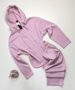 Alternative view of Ensemble jogging " Rose "