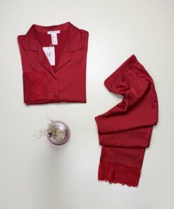 Alternative view of Pyjama boutonné en satin " Rouge " -H-