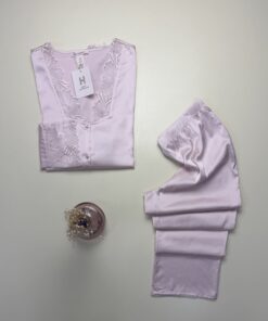Alternative view of Pyjama boutonné en satin " Rose " -H-