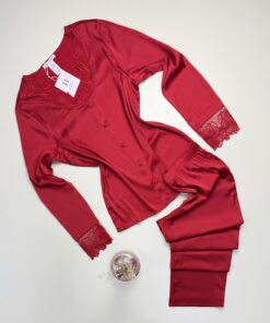 Pyjama boutonné en satin " Rouge " -H-